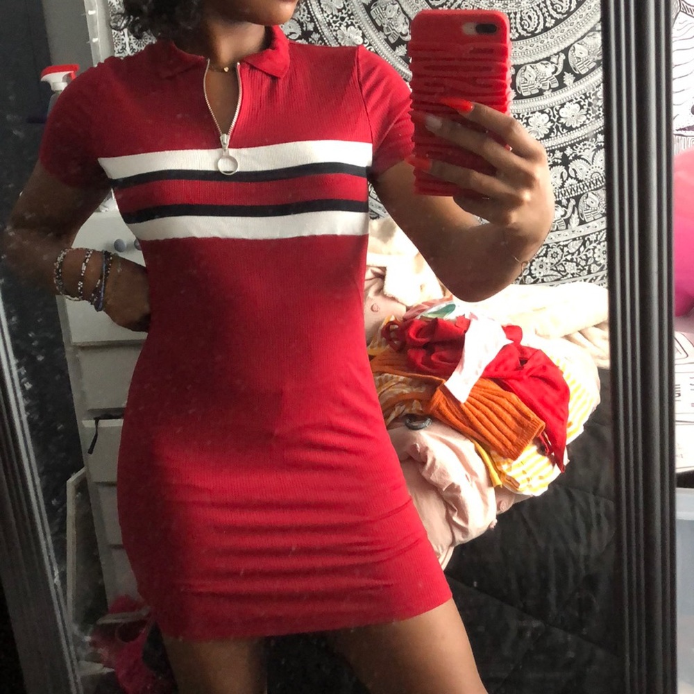 FOREVER 21 RED SHIRT DRESS
